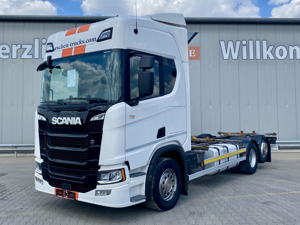 Scania R 450 B 6x2*4 NB - Konteinerveduk/ Tõstukiga veoauto: pilt 1 Scania R 450 B 6x2*4 NB - Konteinerveduk/ Tõstukiga veoauto: pilt 1