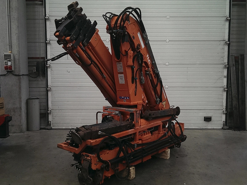 Grúa Atlas 145.2 A4 - Kraana-manipulaator - Veoauto: pilt 1 Grúa Atlas 145.2 A4 - Kraana-manipulaator - Veoauto: pilt 1