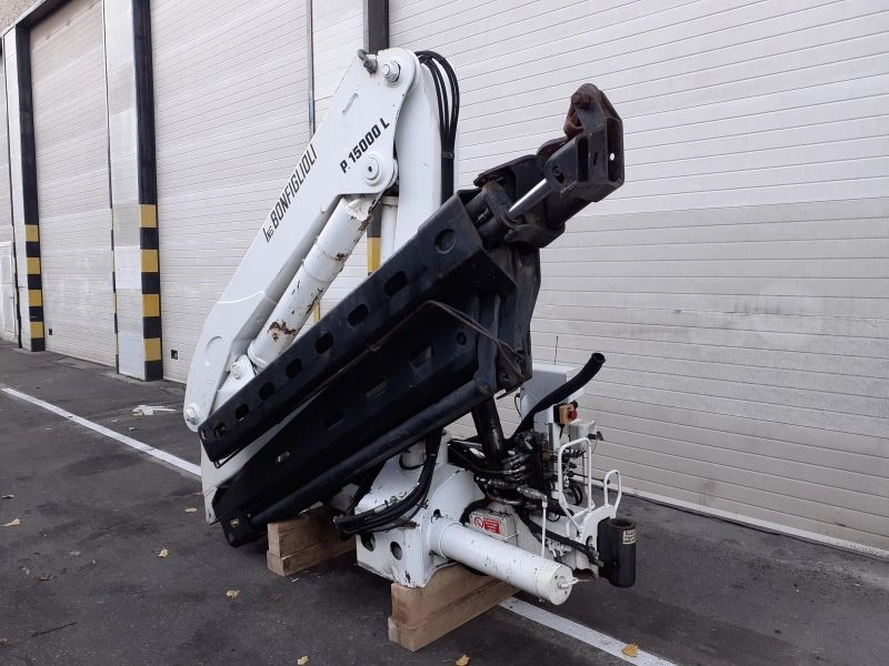 Grúa Bonfiglioli P.15000L - Kraana-manipulaator - Veoauto: pilt 1 Grúa Bonfiglioli P.15000L - Kraana-manipulaator - Veoauto: pilt 1