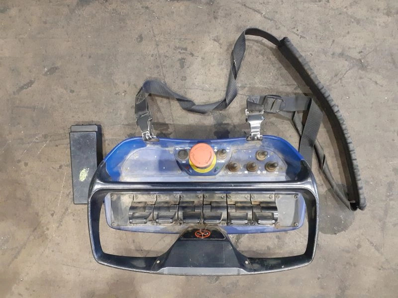 Grúa Bonfiglioli P.15000L - Kraana-manipulaator - Veoauto: pilt 3 Grúa Bonfiglioli P.15000L - Kraana-manipulaator - Veoauto: pilt 3