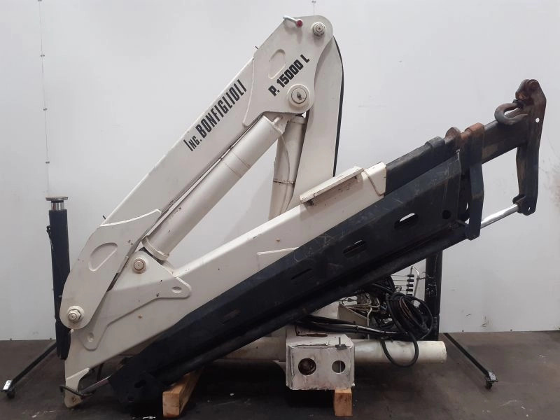 Grúa Bonfiglioli P15000L - Kraana-manipulaator - Veoauto: pilt 2 Grúa Bonfiglioli P15000L - Kraana-manipulaator - Veoauto: pilt 2