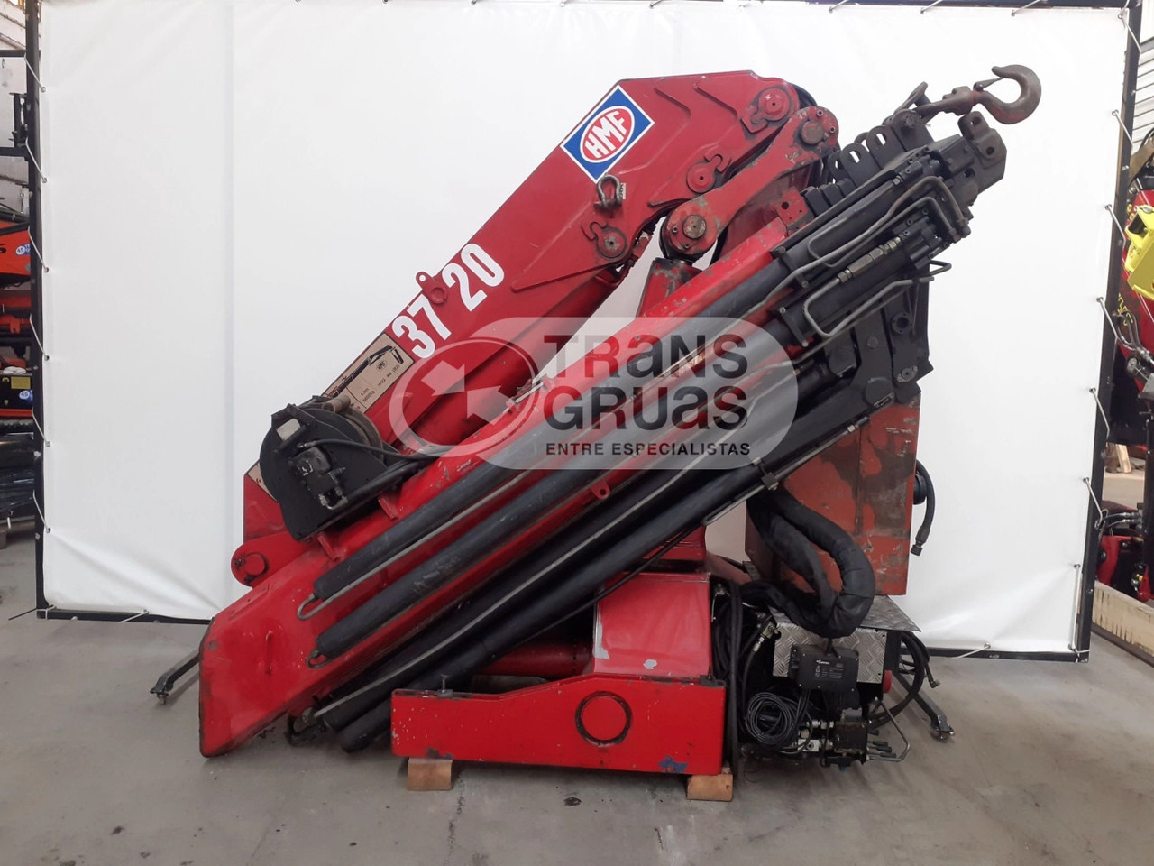 Grúa HMF 3720 K6 - Kraana-manipulaator - Veoauto: pilt 2 Grúa HMF 3720 K6 - Kraana-manipulaator - Veoauto: pilt 2
