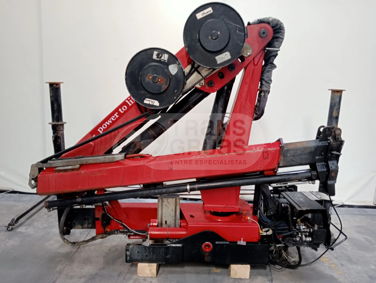 Grúa hidráulica HMF 635 K2 - Kraana-manipulaator: pilt 1 Grúa hidráulica HMF 635 K2 - Kraana-manipulaator: pilt 1