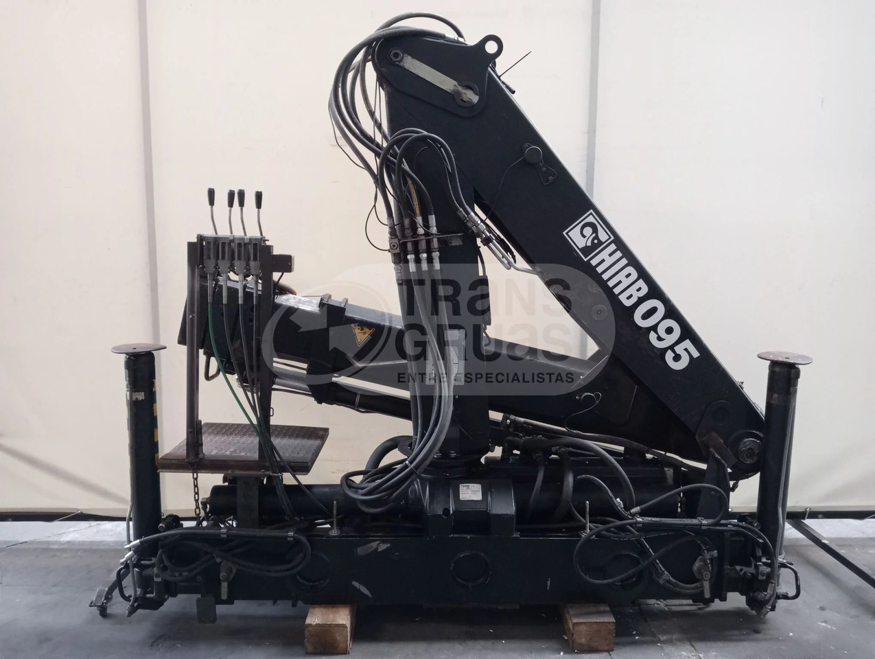 Grúa hidráulica Hiab 095-3 - Kraana-manipulaator: pilt 1 Grúa hidráulica Hiab 095-3 - Kraana-manipulaator: pilt 1