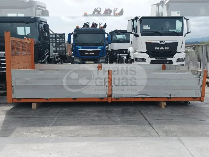 Carrocería fija usada - Madelkasti: pilt 1 Carrocería fija usada - Madelkasti: pilt 1