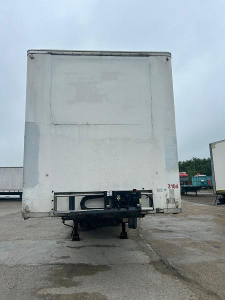 Chereau - Furgoonpoolhaagis: pilt 2 Chereau - Furgoonpoolhaagis: pilt 2