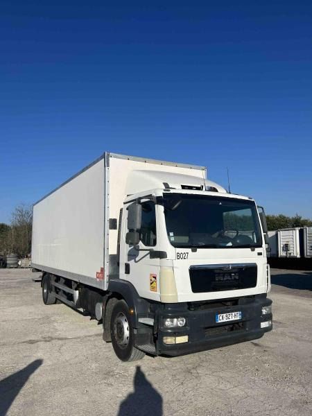 MAN TGM 18.250 - Kasti veoauto: pilt 1 MAN TGM 18.250 - Kasti veoauto: pilt 1