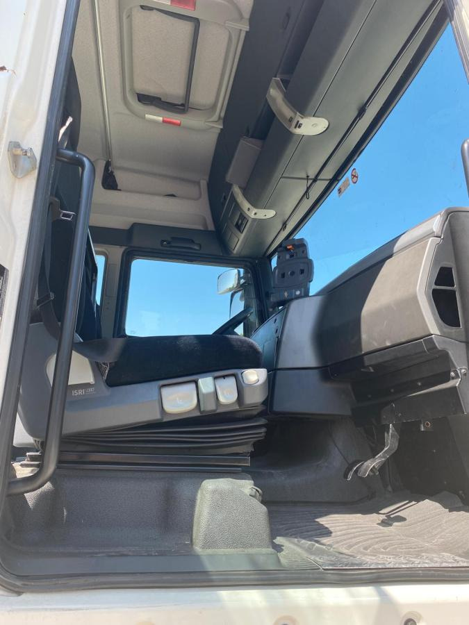 MAN TGX 18.360 - Tent veoauto: pilt 2 MAN TGX 18.360 - Tent veoauto: pilt 2