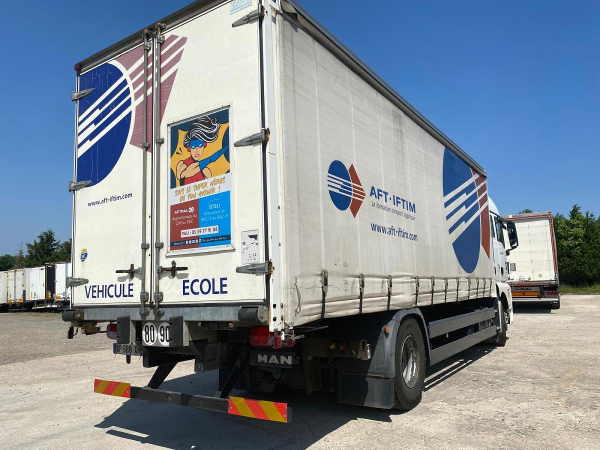 MAN TGX 18.360 - Tent veoauto: pilt 4 MAN TGX 18.360 - Tent veoauto: pilt 4