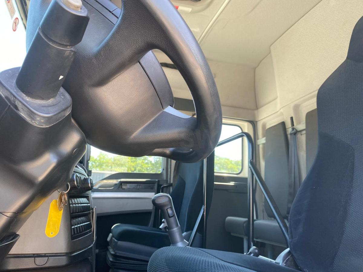 MAN TGX 18.360 - Tent veoauto: pilt 3 MAN TGX 18.360 - Tent veoauto: pilt 3