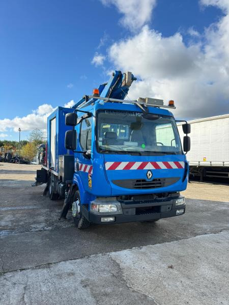 Renault Midlum 180 - Veoautolt tõusev platvorm: pilt 1 Renault Midlum 180 - Veoautolt tõusev platvorm: pilt 1