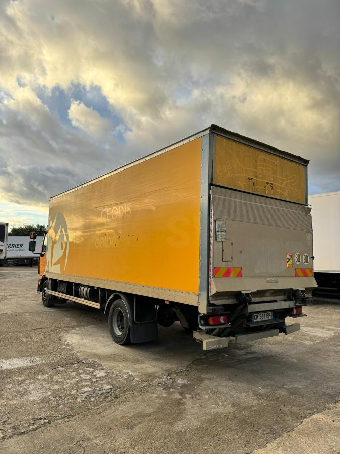Renault Midlum 220 - Kasti veoauto: pilt 5 Renault Midlum 220 - Kasti veoauto: pilt 5