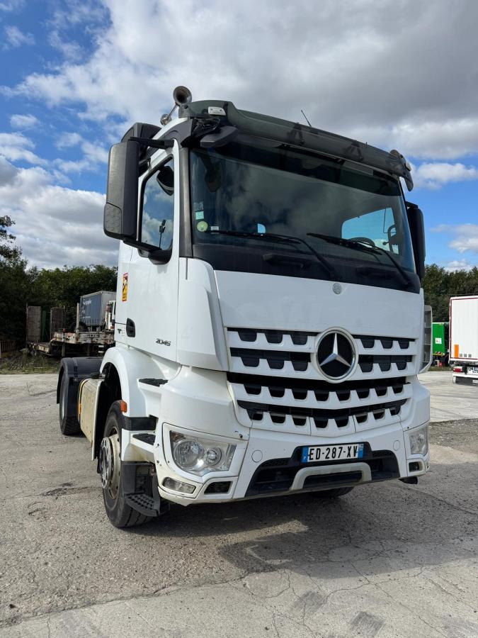 Mercedes Arocs 2045 - Sadulveok: pilt 1 Mercedes Arocs 2045 - Sadulveok: pilt 1