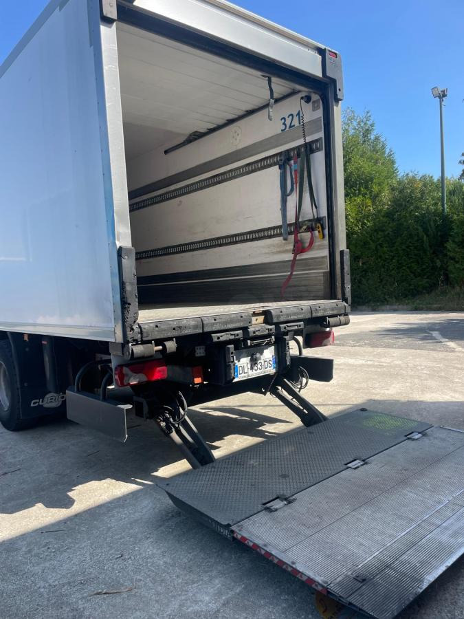 Scania R 320 - Külmutiga veoauto: pilt 4 Scania R 320 - Külmutiga veoauto: pilt 4