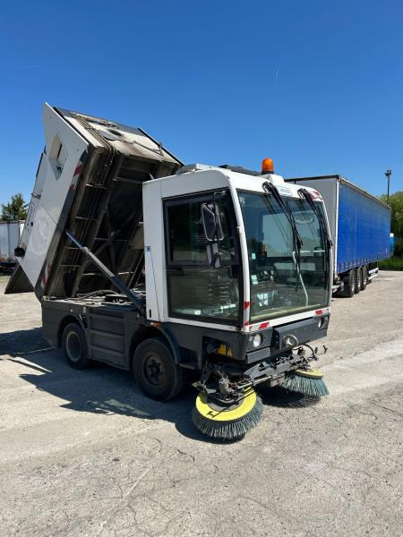Schmidt Clingo 500 Compact 400 - Tänavapühkimismasin: pilt 5 Schmidt Clingo 500 Compact 400 - Tänavapühkimismasin: pilt 5