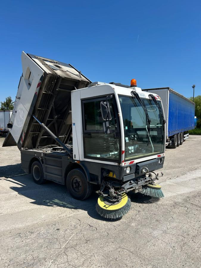Schmidt Clingo 500 Compact 400 - Tänavapühkimismasin: pilt 5 Schmidt Clingo 500 Compact 400 - Tänavapühkimismasin: pilt 5