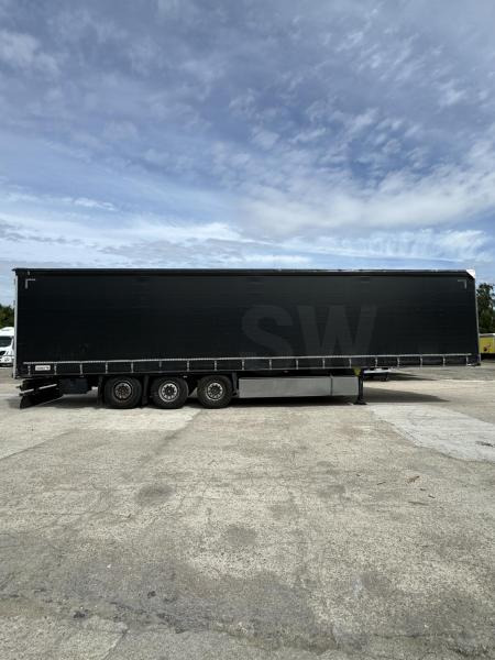 Schmitz Cargobull - Tentpoolhaagis: pilt 2 Schmitz Cargobull - Tentpoolhaagis: pilt 2