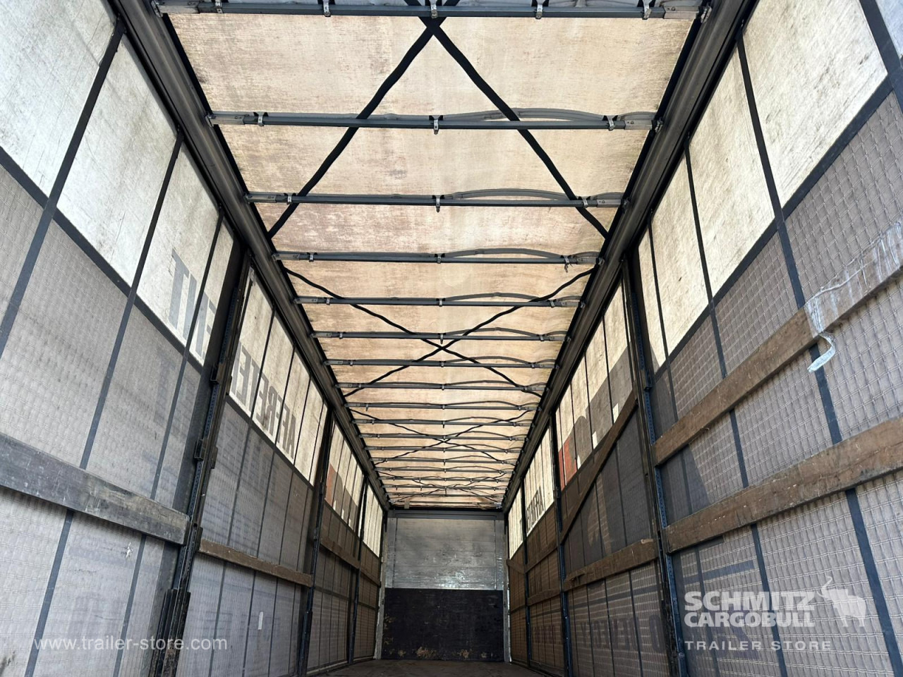 KOEGEL Curtainsider Standard - Tentpoolhaagis: pilt 5 KOEGEL Curtainsider Standard - Tentpoolhaagis: pilt 5