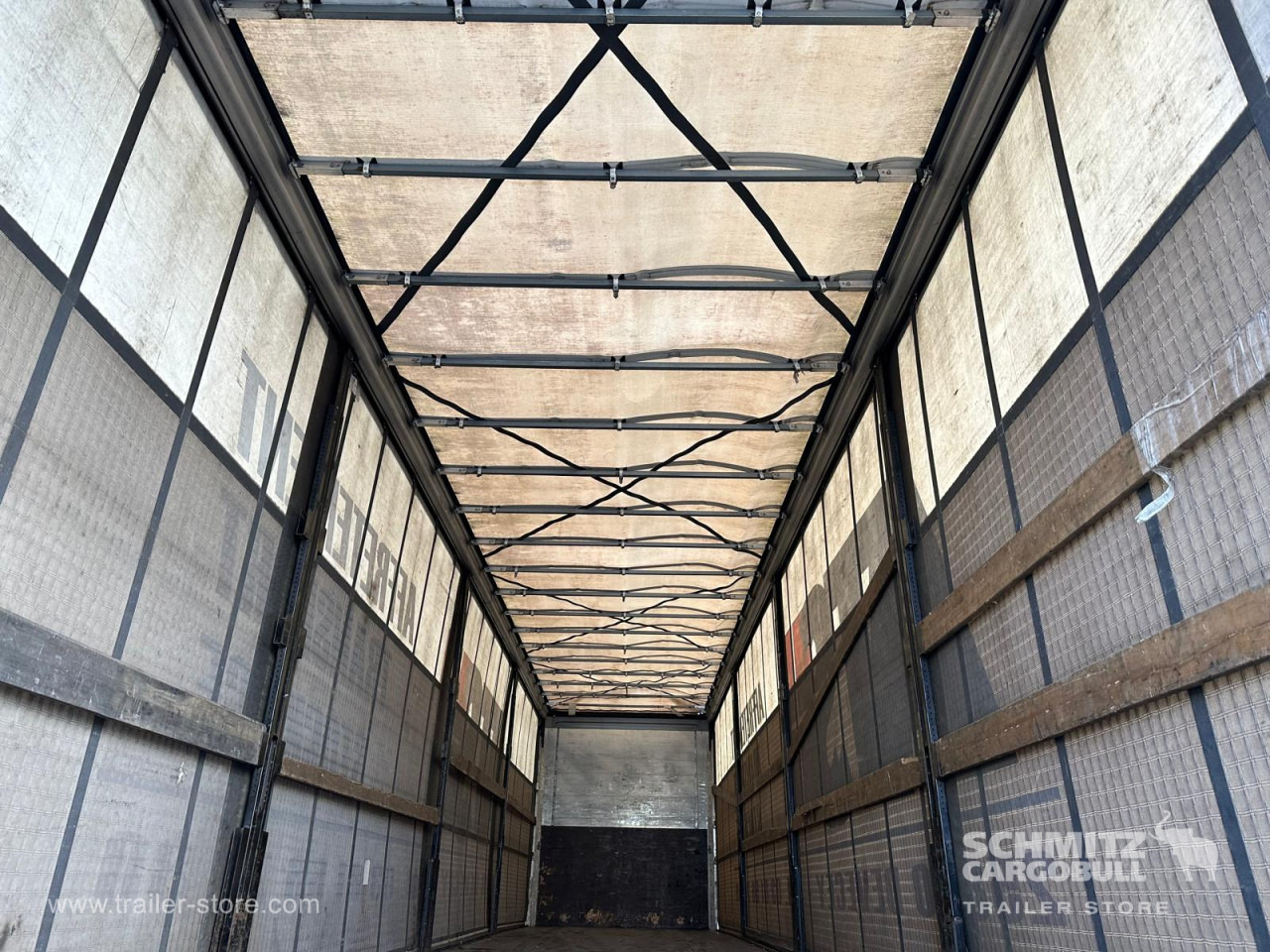 KOEGEL Curtainsider Standard - Tentpoolhaagis: pilt 5 KOEGEL Curtainsider Standard - Tentpoolhaagis: pilt 5