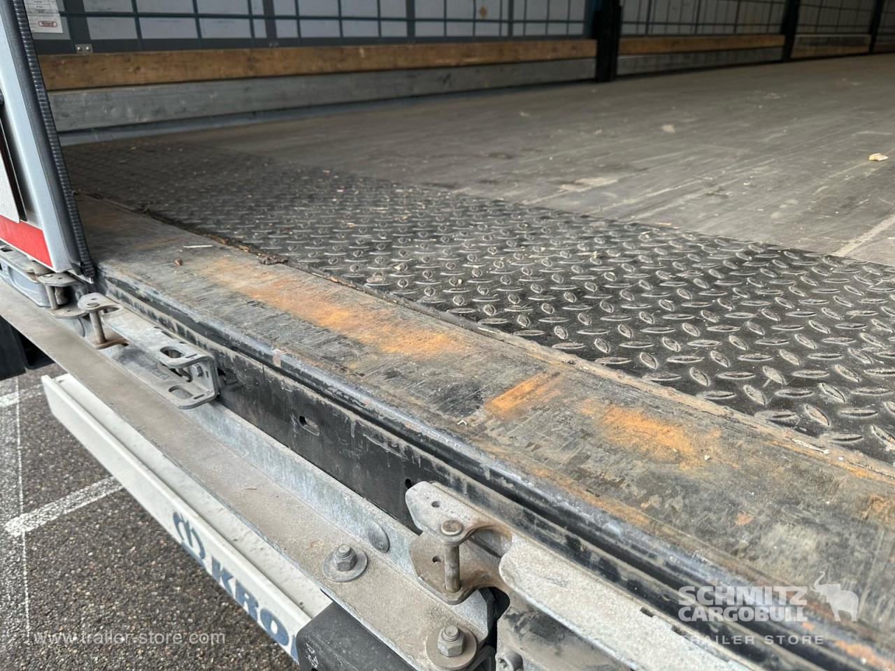 KRONE Curtainsider Standard - Tentpoolhaagis: pilt 5 KRONE Curtainsider Standard - Tentpoolhaagis: pilt 5