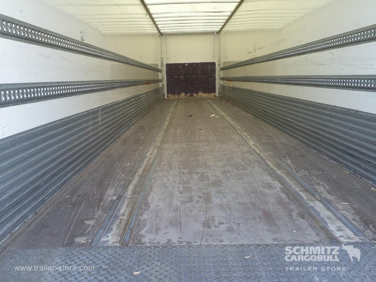 LECI TRAILER Dryfreight Standard Roller shutter door - Furgoonpoolhaagis: pilt 3 LECI TRAILER Dryfreight Standard Roller shutter door - Furgoonpoolhaagis: pilt 3