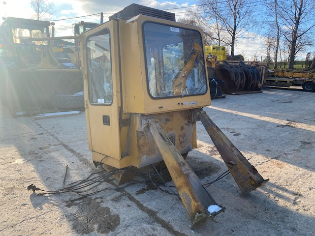 Kabine CAT 992 C - 42X - Kabiin ja interjöör - Ehitusmasinad: pilt 4 Kabine CAT 992 C - 42X - Kabiin ja interjöör - Ehitusmasinad: pilt 4