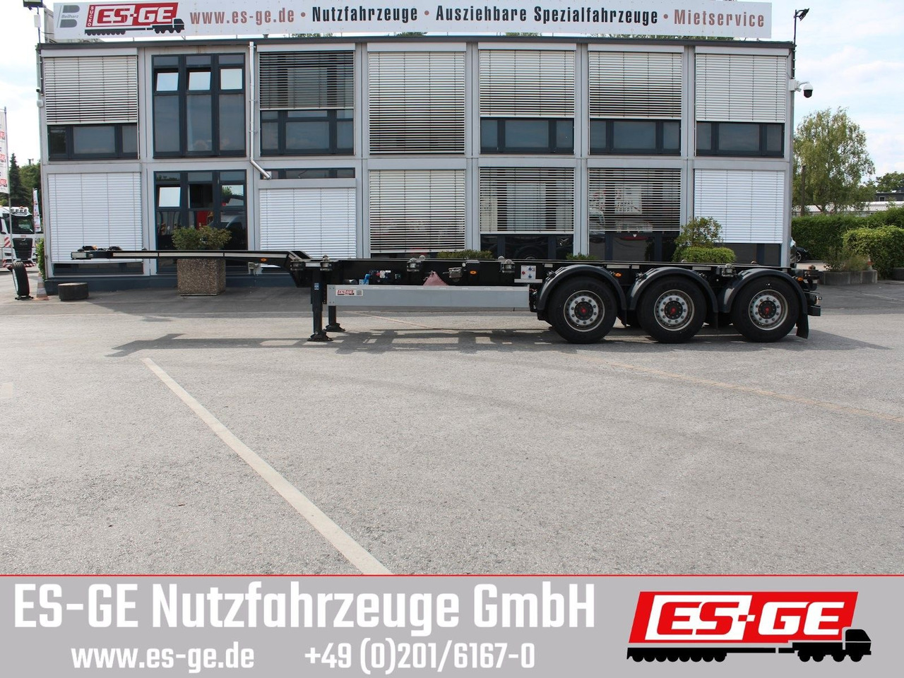 Kögel Port 40 simplex, pneumatischer Heckausschub - Konteinerveduk/ Tõstukiga poolhaagis: pilt 1 Kögel Port 40 simplex, pneumatischer Heckausschub - Konteinerveduk/ Tõstukiga poolhaagis: pilt 1