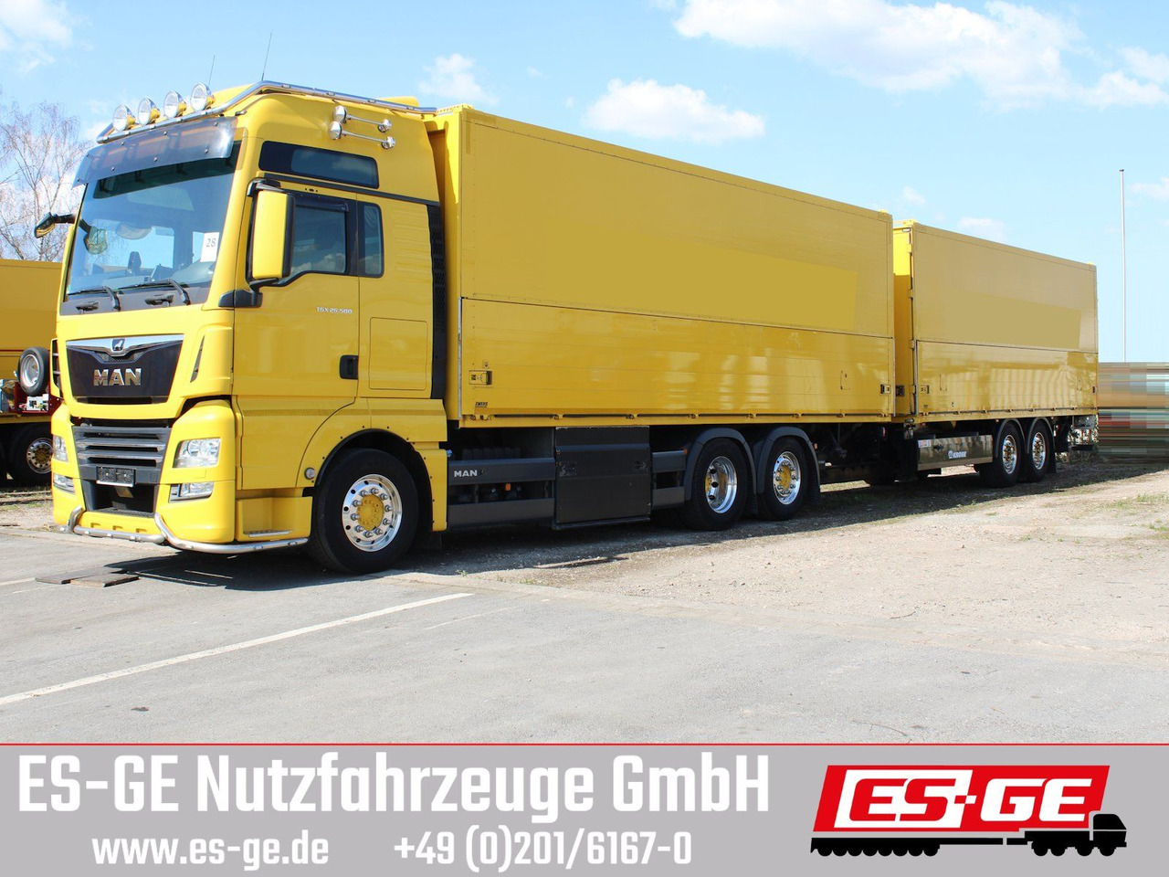 MAN 6x2 LKW mit Tandemanhänger - Joogiveok: pilt 2 MAN 6x2 LKW mit Tandemanhänger - Joogiveok: pilt 2