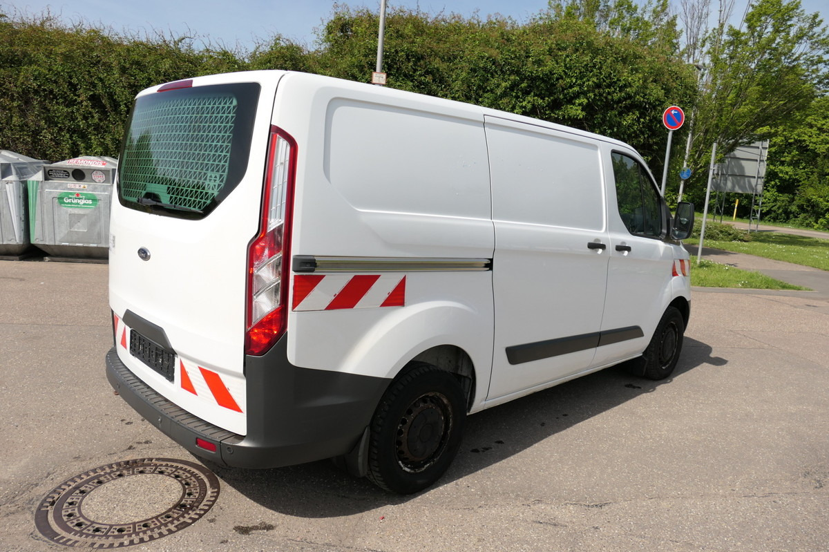 FORD Transit Custom 2,2l TDCI L1H1 COC KLIMA WERKSTAT - Väike kaubik: pilt 4 FORD Transit Custom 2,2l TDCI L1H1 COC KLIMA WERKSTAT - Väike kaubik: pilt 4