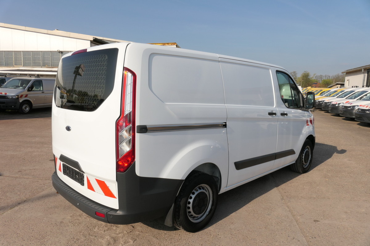 FORD Transit Custom 290 2.0 TDCi KLIMA TEMPOMAT AHK W - Väike kaubik: pilt 4 FORD Transit Custom 290 2.0 TDCi KLIMA TEMPOMAT AHK W - Väike kaubik: pilt 4