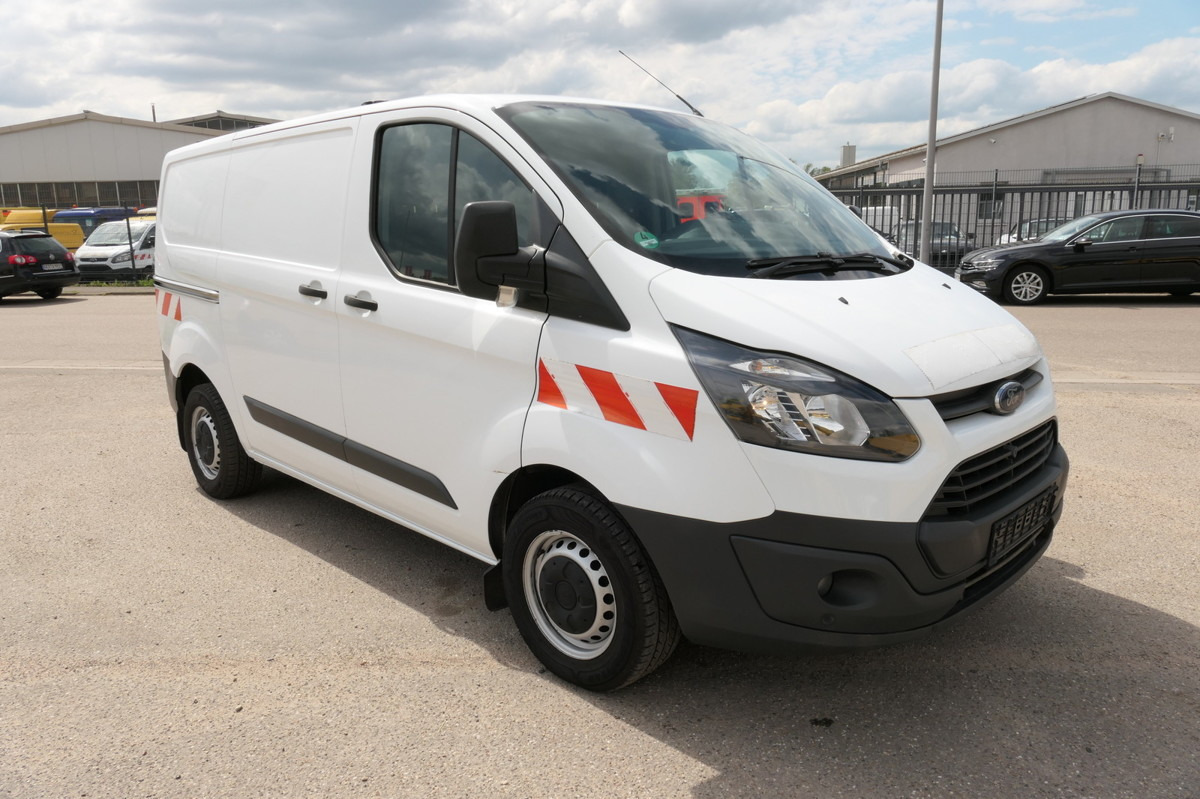 FORD Transit Custom 290 2.0 TDCi - Väike kaubik: pilt 3 FORD Transit Custom 290 2.0 TDCi - Väike kaubik: pilt 3