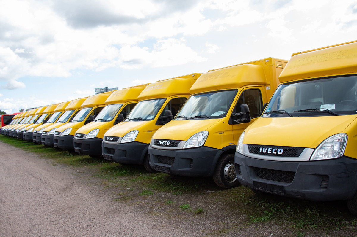 IVECO Daily 35 S11 C30C AUTOMATIK KAMERA MAXI Regale D - Tarbesõiduk furgoon: pilt 1 IVECO Daily 35 S11 C30C AUTOMATIK KAMERA MAXI Regale D - Tarbesõiduk furgoon: pilt 1