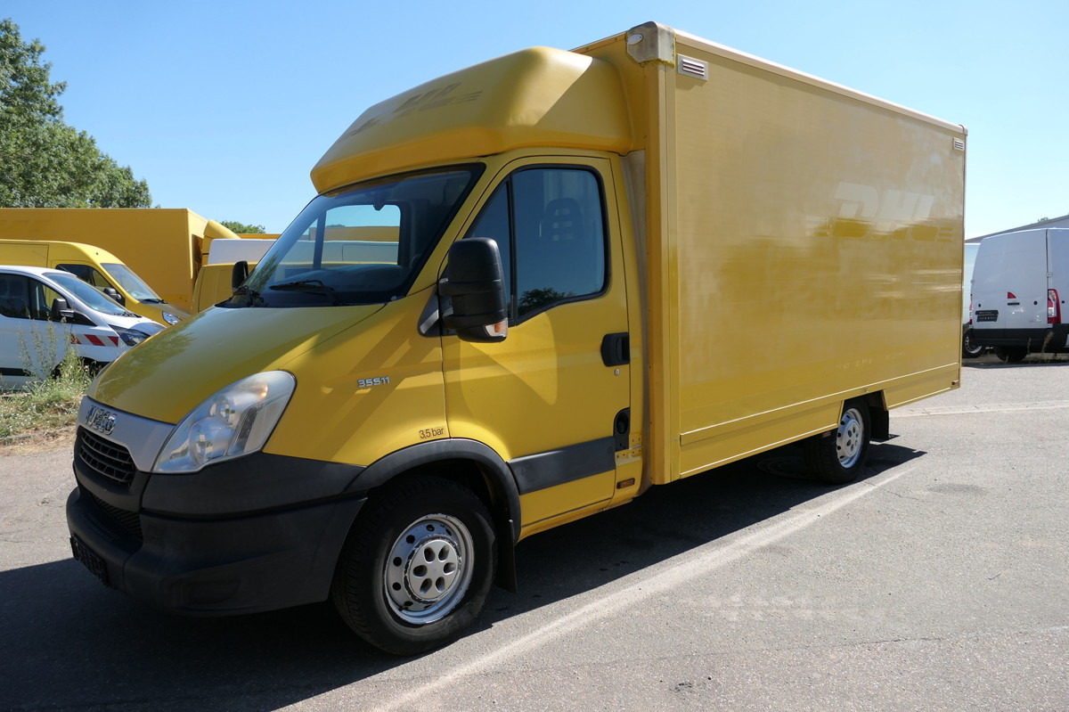 IVECO Daily 35 S11 C30C AUTOMATIK KAMERA Regale LUFT D - Tarbesõiduk furgoon: pilt 1 IVECO Daily 35 S11 C30C AUTOMATIK KAMERA Regale LUFT D - Tarbesõiduk furgoon: pilt 1