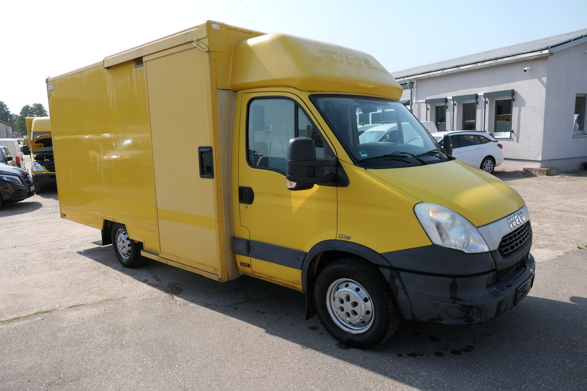 IVECO Daily 35 S11 C30C AUTOMATIK KAMERA Regale LUFT D - Tarbesõiduk furgoon: pilt 1 IVECO Daily 35 S11 C30C AUTOMATIK KAMERA Regale LUFT D - Tarbesõiduk furgoon: pilt 1