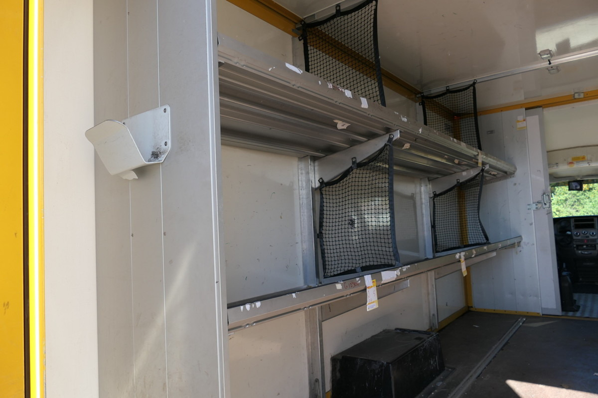 IVECO Daily 35 S11 C30C AUTOMATIK KAMERA Regale LUFT D - Tarbesõiduk furgoon: pilt 5 IVECO Daily 35 S11 C30C AUTOMATIK KAMERA Regale LUFT D - Tarbesõiduk furgoon: pilt 5