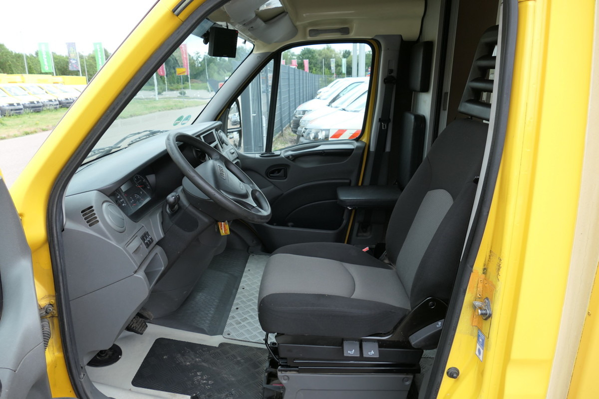 IVECO Daily 35 S11 C30C AUTOMATIK KAMERA Regale LUFT D - Tarbesõiduk furgoon: pilt 5 IVECO Daily 35 S11 C30C AUTOMATIK KAMERA Regale LUFT D - Tarbesõiduk furgoon: pilt 5
