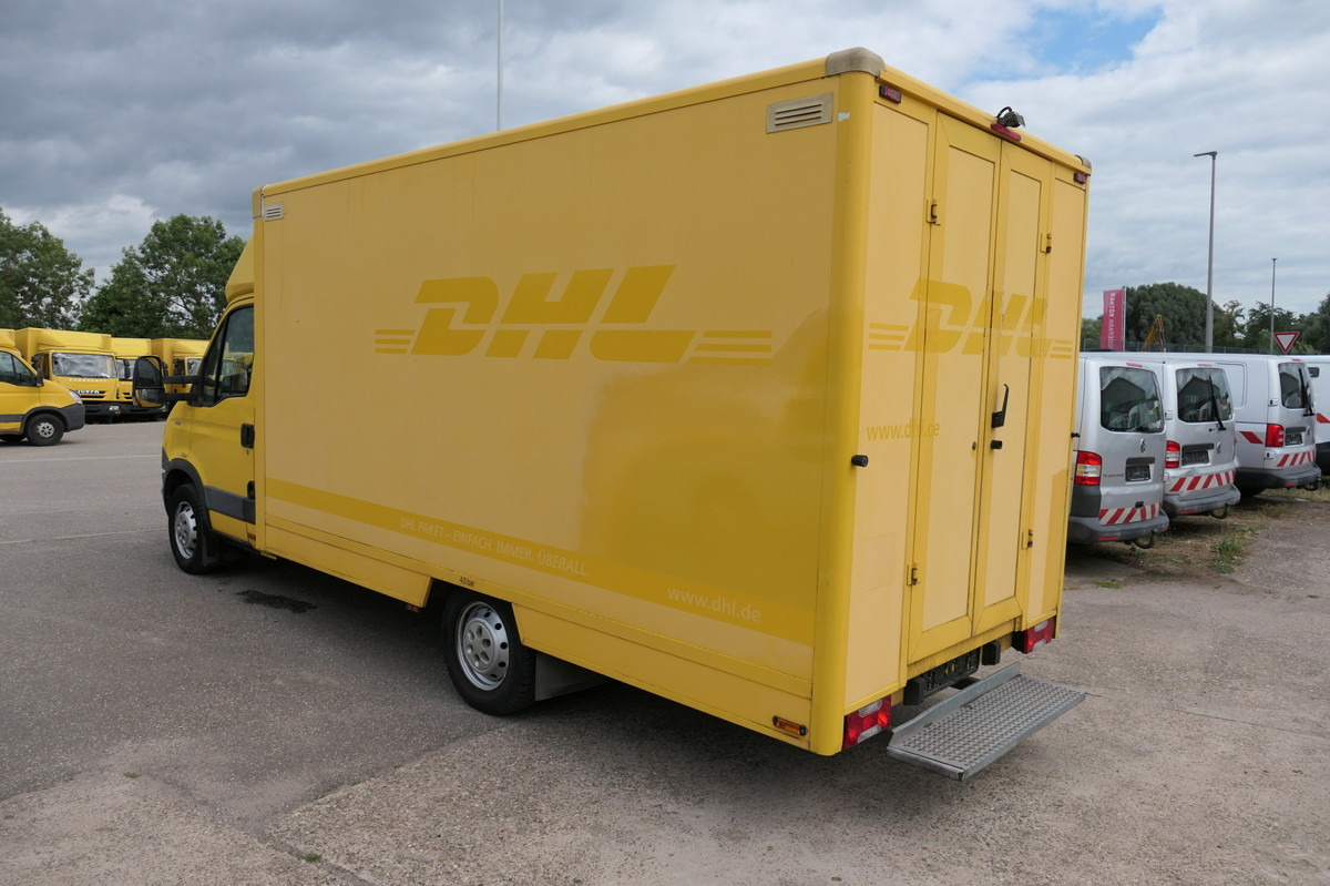 IVECO Daily 35 S11 C30C AUTOMATIK KAMERA Regale LUFT D - Tarbesõiduk furgoon: pilt 4 IVECO Daily 35 S11 C30C AUTOMATIK KAMERA Regale LUFT D - Tarbesõiduk furgoon: pilt 4