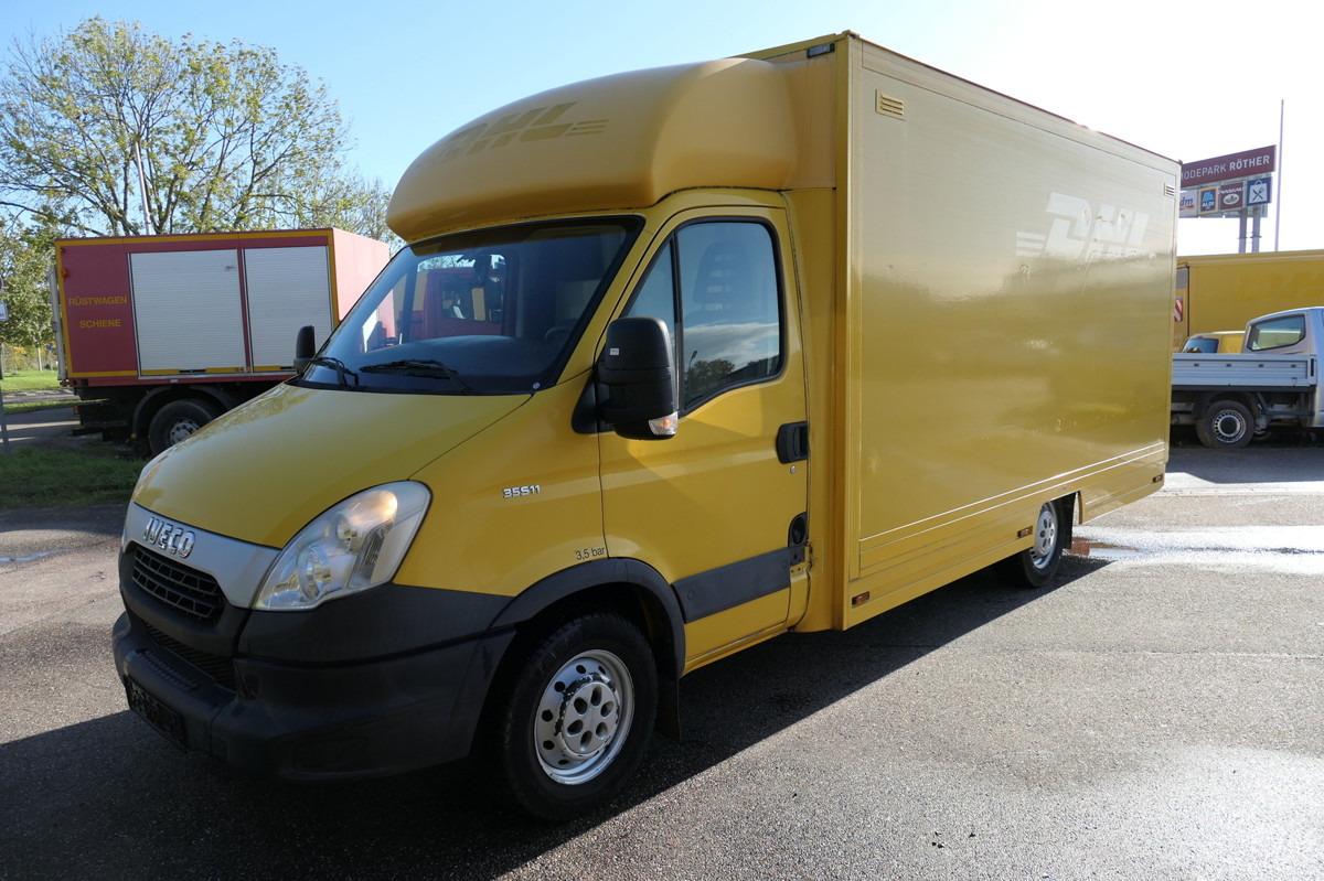 IVECO Daily 35 S11 C30C AUTOMATIK KAMERA Regale LUFT D - Tarbesõiduk furgoon: pilt 2 IVECO Daily 35 S11 C30C AUTOMATIK KAMERA Regale LUFT D - Tarbesõiduk furgoon: pilt 2