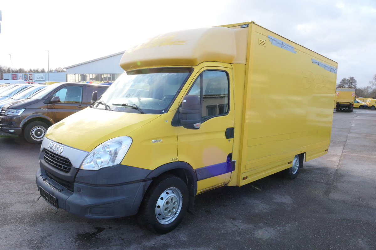 IVECO Daily 35 S11 C30C AUTOMATIK KAMERA Regale LUFT D - Tarbesõiduk furgoon: pilt 1 IVECO Daily 35 S11 C30C AUTOMATIK KAMERA Regale LUFT D - Tarbesõiduk furgoon: pilt 1