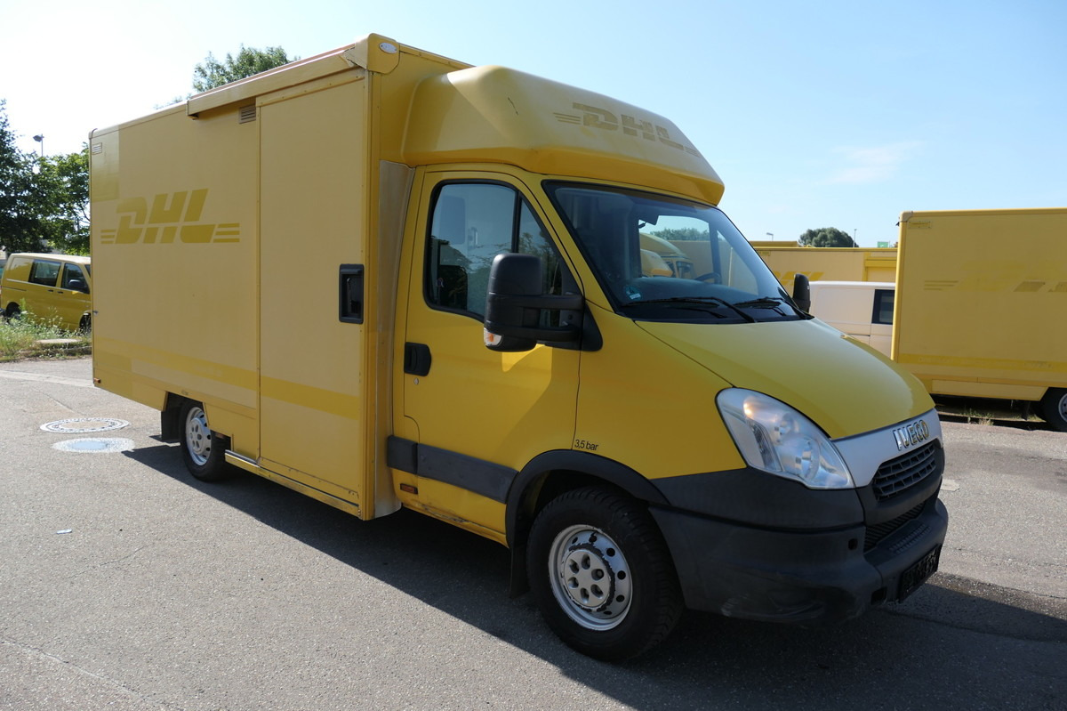 IVECO Daily 35 S11 C30C AUTOMATIK KAMERA Regale LUFT D - Tarbesõiduk furgoon: pilt 2 IVECO Daily 35 S11 C30C AUTOMATIK KAMERA Regale LUFT D - Tarbesõiduk furgoon: pilt 2