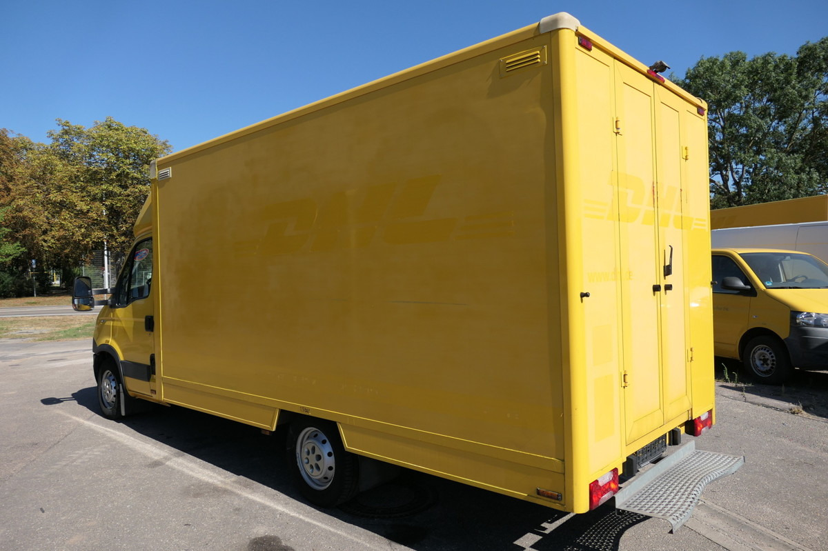 IVECO Daily 35 S11 C30C AUTOMATIK KAMERA Regale LUFT D - Tarbesõiduk furgoon: pilt 4 IVECO Daily 35 S11 C30C AUTOMATIK KAMERA Regale LUFT D - Tarbesõiduk furgoon: pilt 4