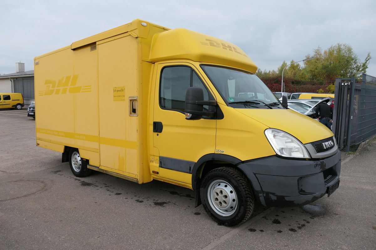 IVECO Daily 35 S11 C30C AUTOMATIK KAMERA Regale LUFT - Tarbesõiduk furgoon: pilt 2 IVECO Daily 35 S11 C30C AUTOMATIK KAMERA Regale LUFT - Tarbesõiduk furgoon: pilt 2