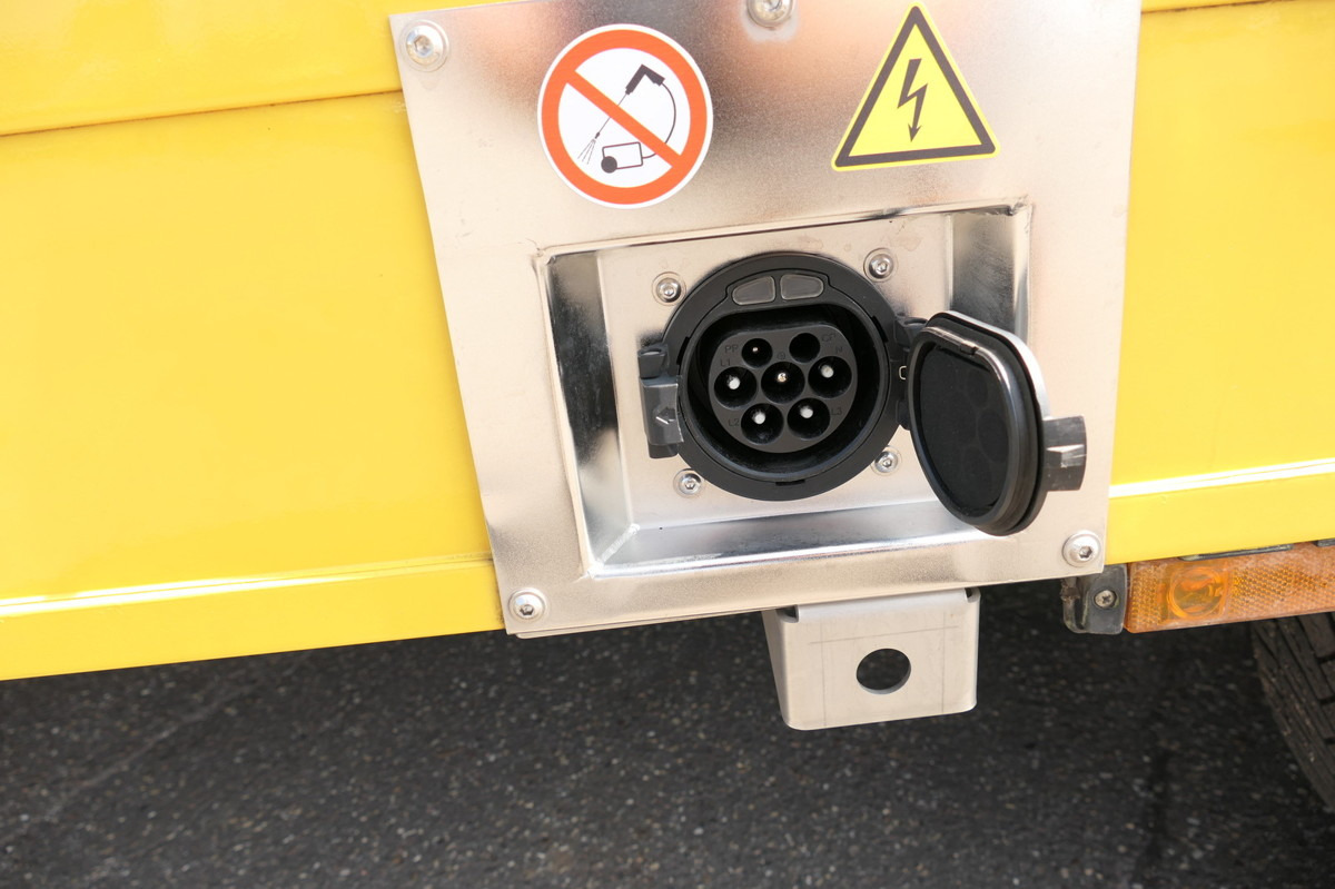IVECO Daily 35 S11 C30C ELEKTRO COC Umbau 12/2021 Firm - Tarbesõiduk furgoon, Elektrikaubik: pilt 5 IVECO Daily 35 S11 C30C ELEKTRO COC Umbau 12/2021 Firm - Tarbesõiduk furgoon, Elektrikaubik: pilt 5