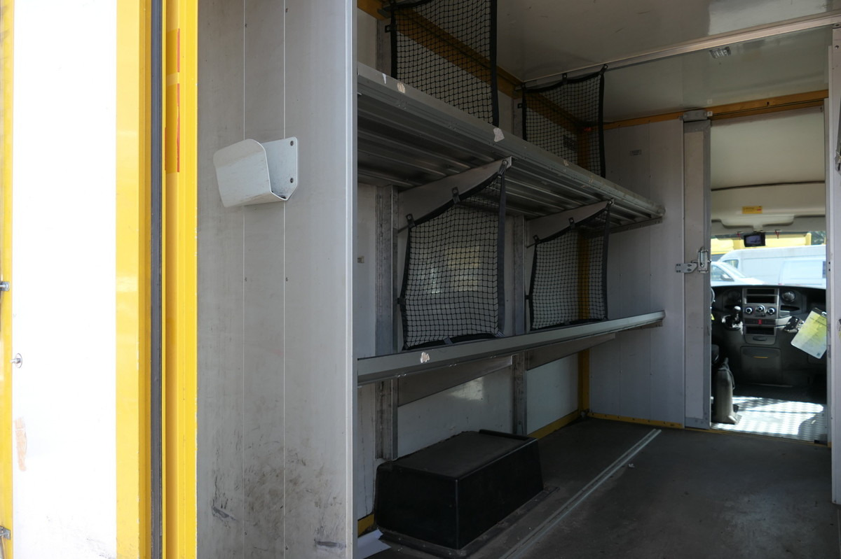 IVECO Daily 35 S11 C30C KURZ AUTOMATIK KAMERA Regale L - Tarbesõiduk furgoon: pilt 5 IVECO Daily 35 S11 C30C KURZ AUTOMATIK KAMERA Regale L - Tarbesõiduk furgoon: pilt 5