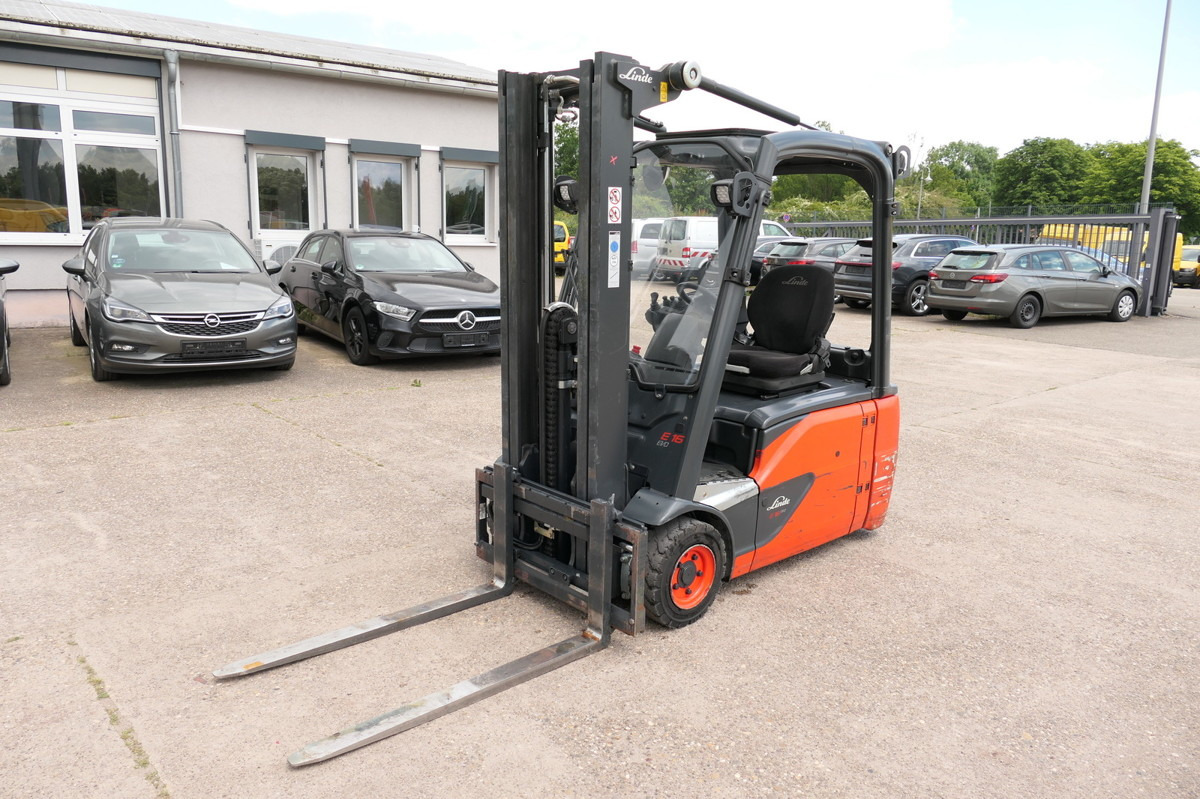 LINDE E16L Elektro TRIPLEX 3-Rad - Elektritõstuk: pilt 2 LINDE E16L Elektro TRIPLEX 3-Rad - Elektritõstuk: pilt 2