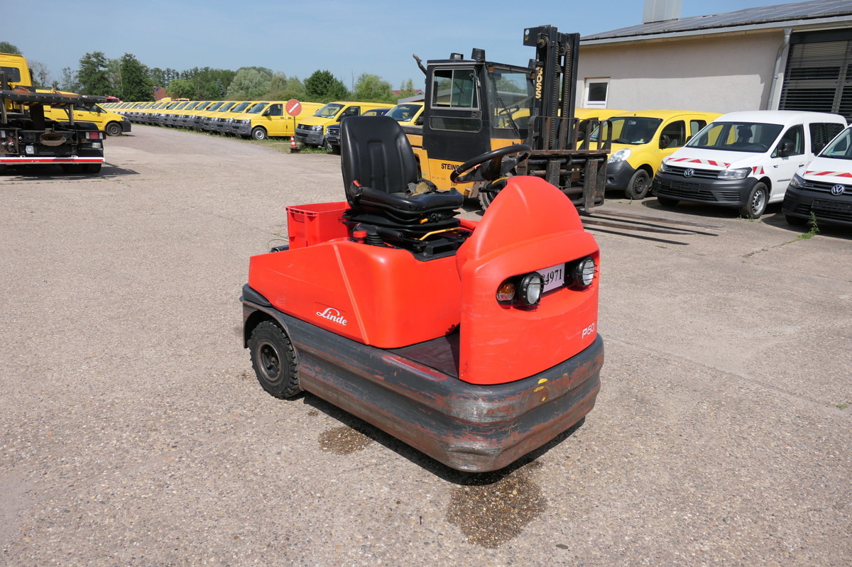 LINDE P 60 Z Schlepper Batterie 38/2019 - Puksiirtraktor: pilt 1 LINDE P 60 Z Schlepper Batterie 38/2019 - Puksiirtraktor: pilt 1
