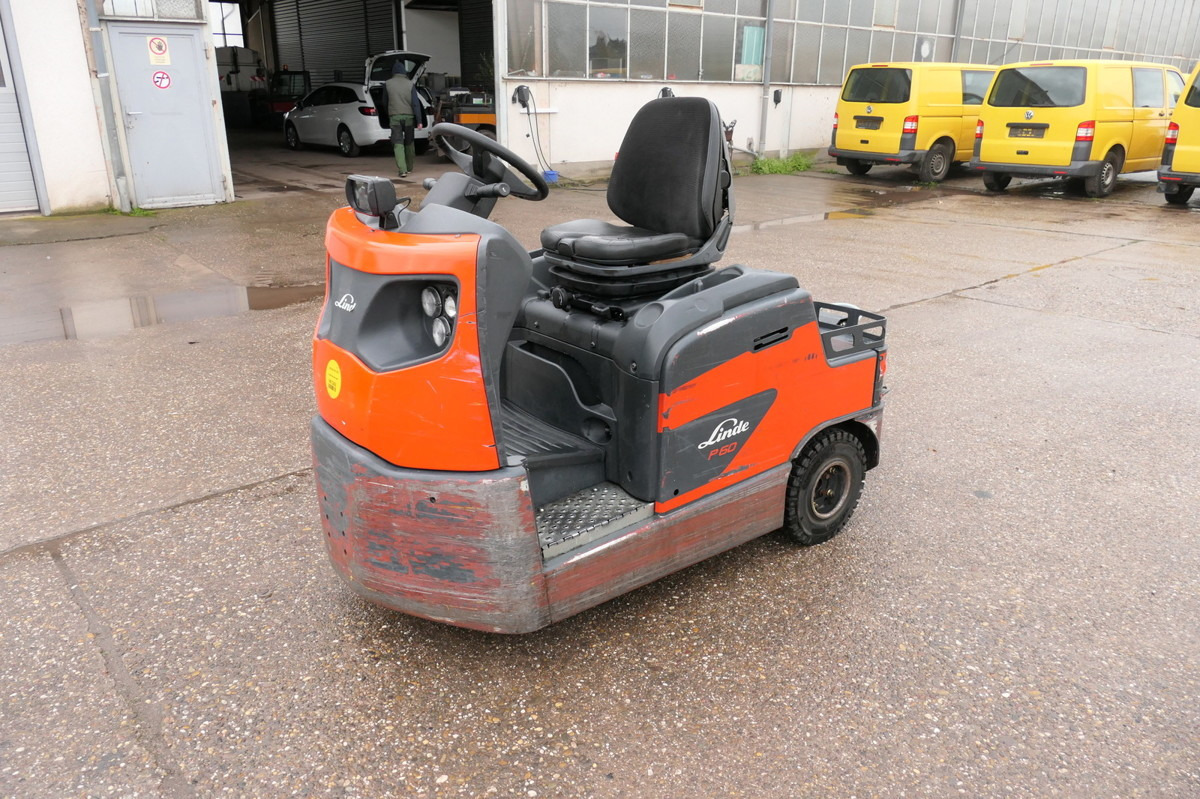 LINDE P 60 Z Schlepper Batterie 40/2020 3-Rad - Puksiirtraktor: pilt 2 LINDE P 60 Z Schlepper Batterie 40/2020 3-Rad - Puksiirtraktor: pilt 2