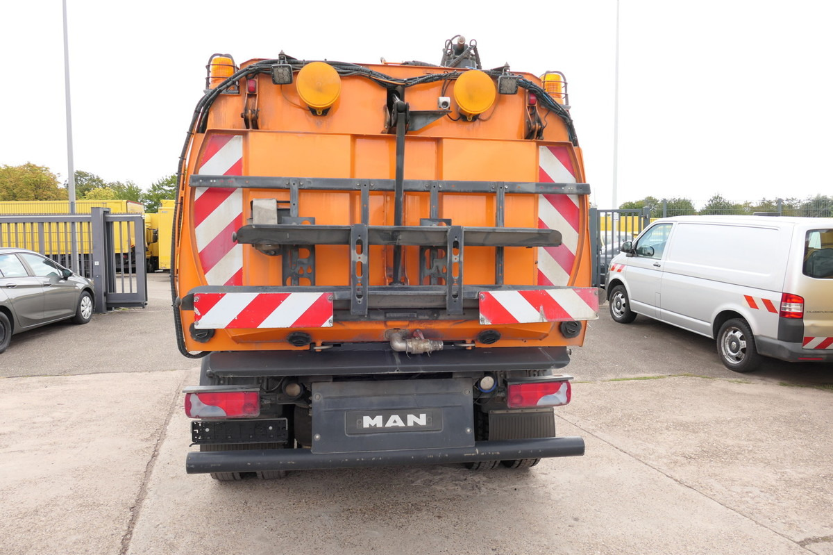 MAN TGL 12.250 Küpper Weisser Kehrmaschine - Tänavapühkimismasin: pilt 4 MAN TGL 12.250 Küpper Weisser Kehrmaschine - Tänavapühkimismasin: pilt 4