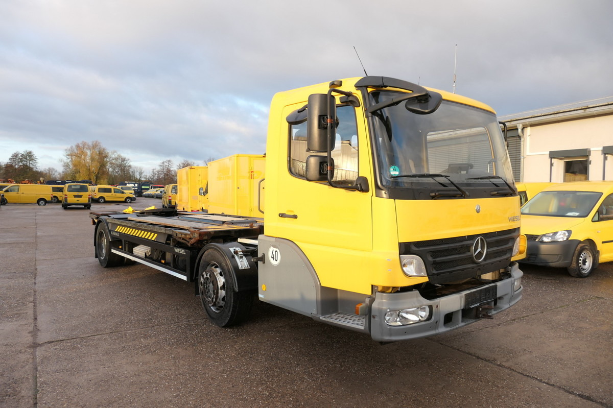 MERCEDES-BENZ KAMAG WBH 25 Wiesel Terberg Umsetzfahrz. Sattelk - Konteinerveduk/ Tõstukiga veoauto: pilt 3 MERCEDES-BENZ KAMAG WBH 25 Wiesel Terberg Umsetzfahrz. Sattelk - Konteinerveduk/ Tõstukiga veoauto: pilt 3