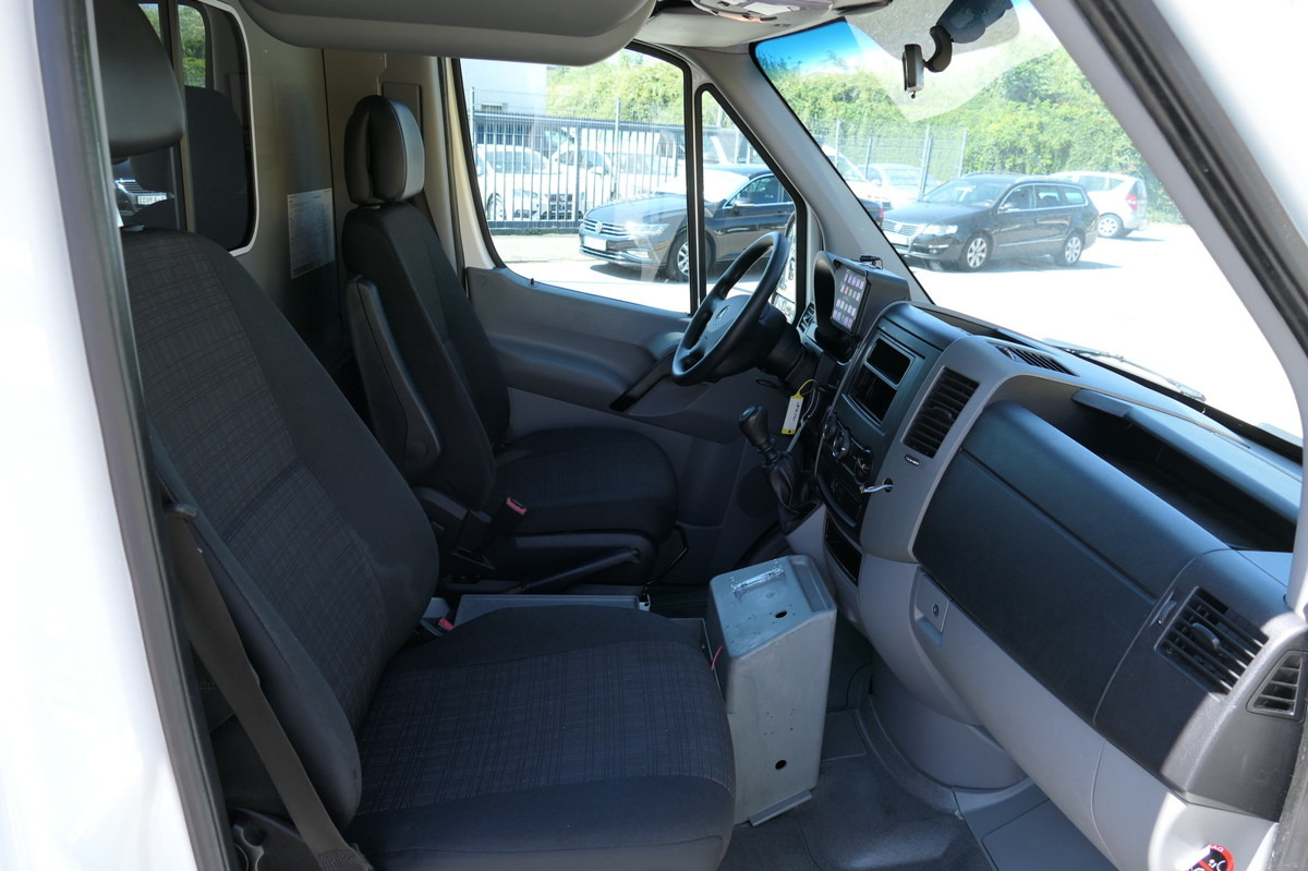 MERCEDES-BENZ Sprinter 316 CDI Klima Rettungswagen - Kiirabiauto: pilt 5 MERCEDES-BENZ Sprinter 316 CDI Klima Rettungswagen - Kiirabiauto: pilt 5